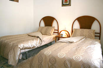 Twin room at Casa Paloma Blanca